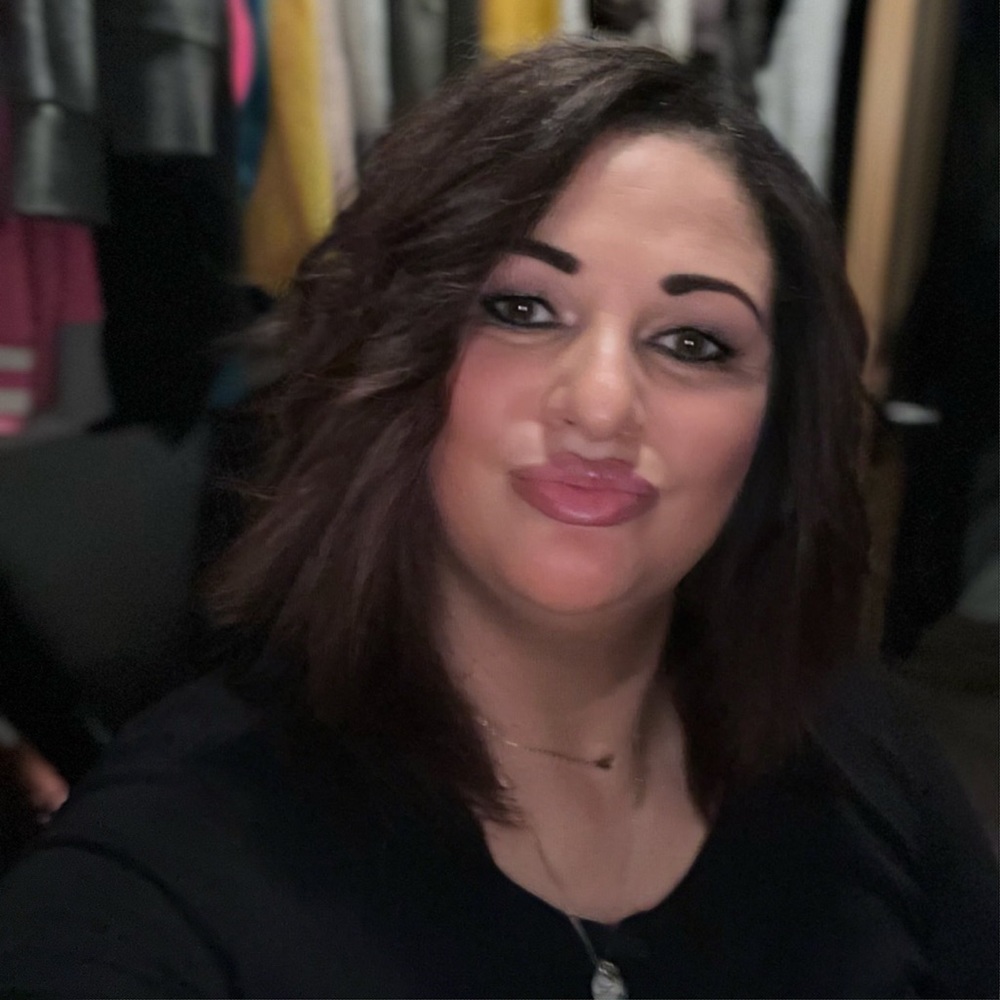 Meet your Posher, Angie